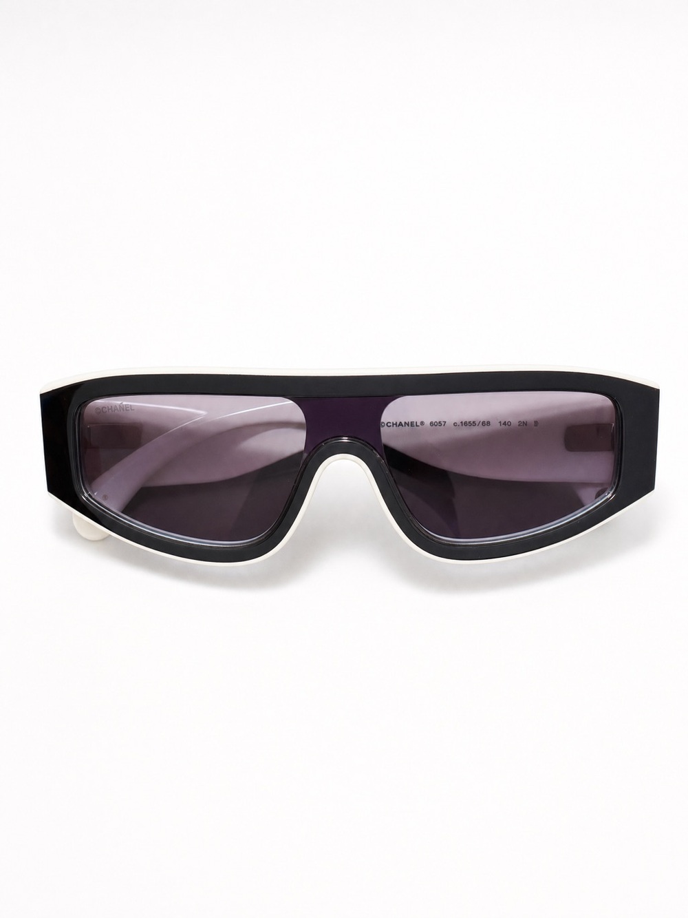 CHANEL Acetate cat Eyes Sunglasses BLACK/White with Dark Gray Lenses